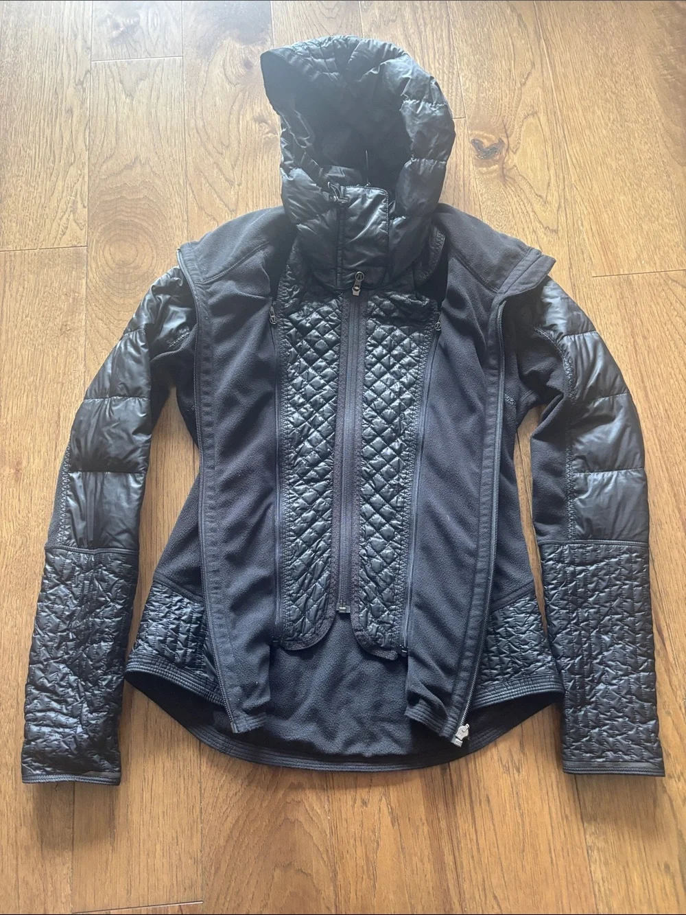 lululemon athletica Black Quilted Hooded light Puffer Jacket with removable hood